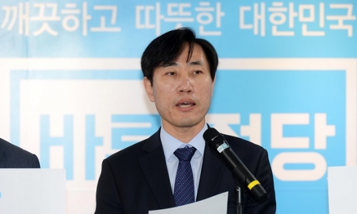 하태경 바른정당 의원이 11일 오후 서울 여의도 바른정당 당사에서 당대표 출마 선언을 하고 있다. /사진=뉴시스