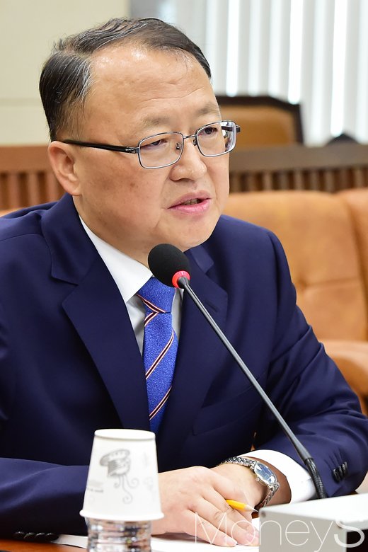 한승희 국세청장 후보자가 26일 국회 기획재정위원회에서 열린 인사청문회에서 발언을 하고 있다. /사진=임한별 기자