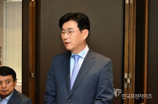 ▲ 프랜차이즈산업협회 윤리경영을 강화하자는 박기영 협회장 (제공=한국프랜차이즈산업신문)