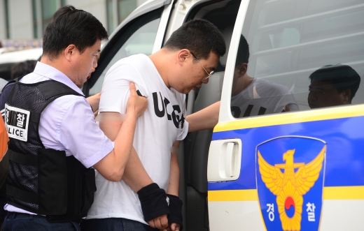 사진은 지난달 24일 경남 창원시 한 골프연습장에서 40대 여성을 납치·살해한 사건의 피의자 심천우씨. /사진=뉴시스