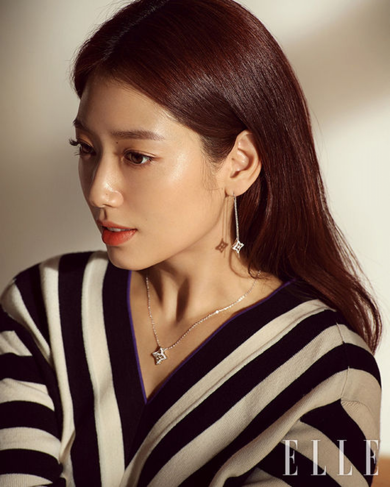 '분위기 여신' 박신혜, 우아한 고혹미 발산… 