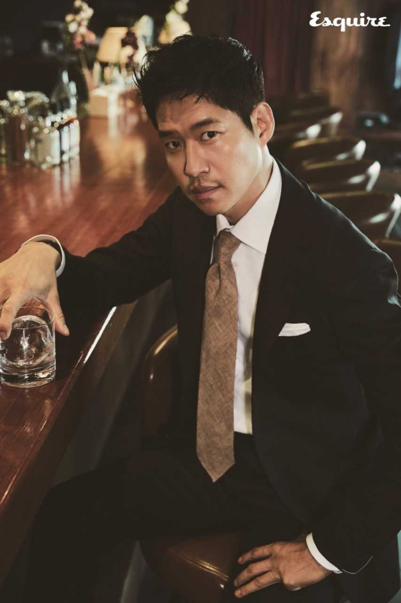'조작' 유준상, 꽃중년의 부드러운 카리스마… 