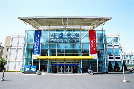 '서대전역'  2004년 4월 촬영된 서대전역 전경. /사진=대전 중구 제공