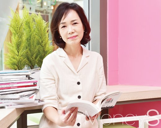 김미정 한국북큐레이터협회장. /사진=임한별 기자