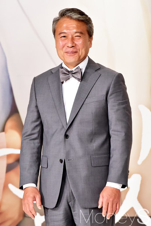 [머니S포토] 황금빛 천호진, '다정다감 인자한 아버지'