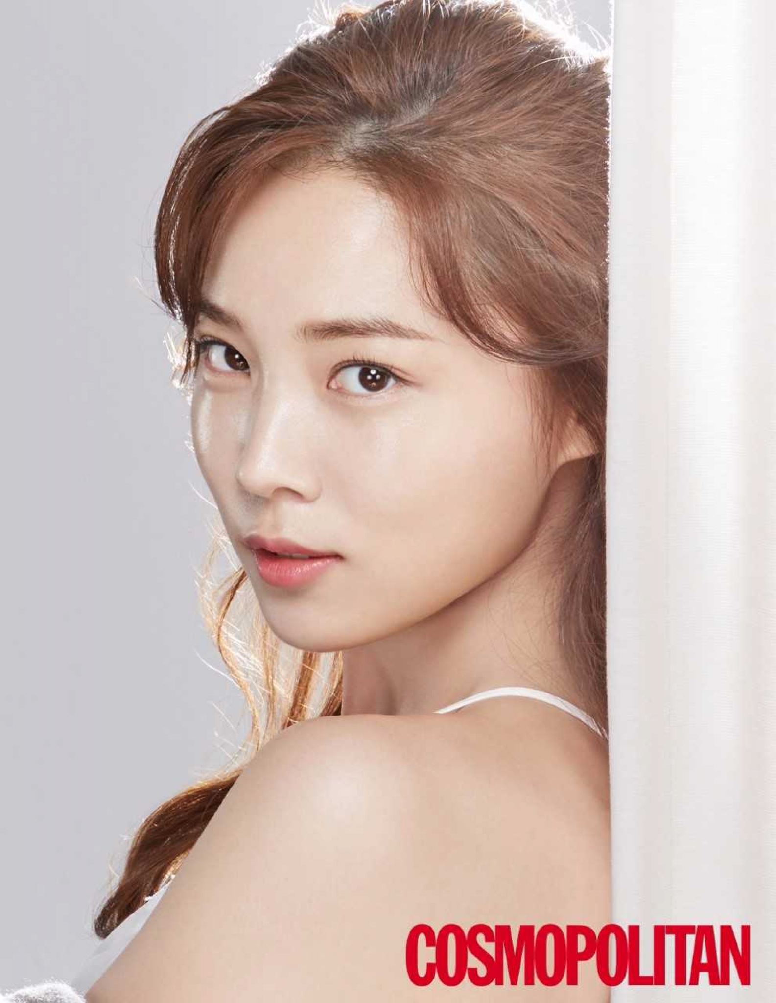 윤소희, 생기 넘치는 꿀피부 비결… 