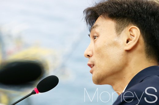 박성진. 박성진 중소벤처기업부 장관 후보자가 지난 11일 국회 산업통상자원중소벤처기업위원회에서 열린 인사청문회에서 의원들의 질의에 답하고 있다. /사진=임한별 기자