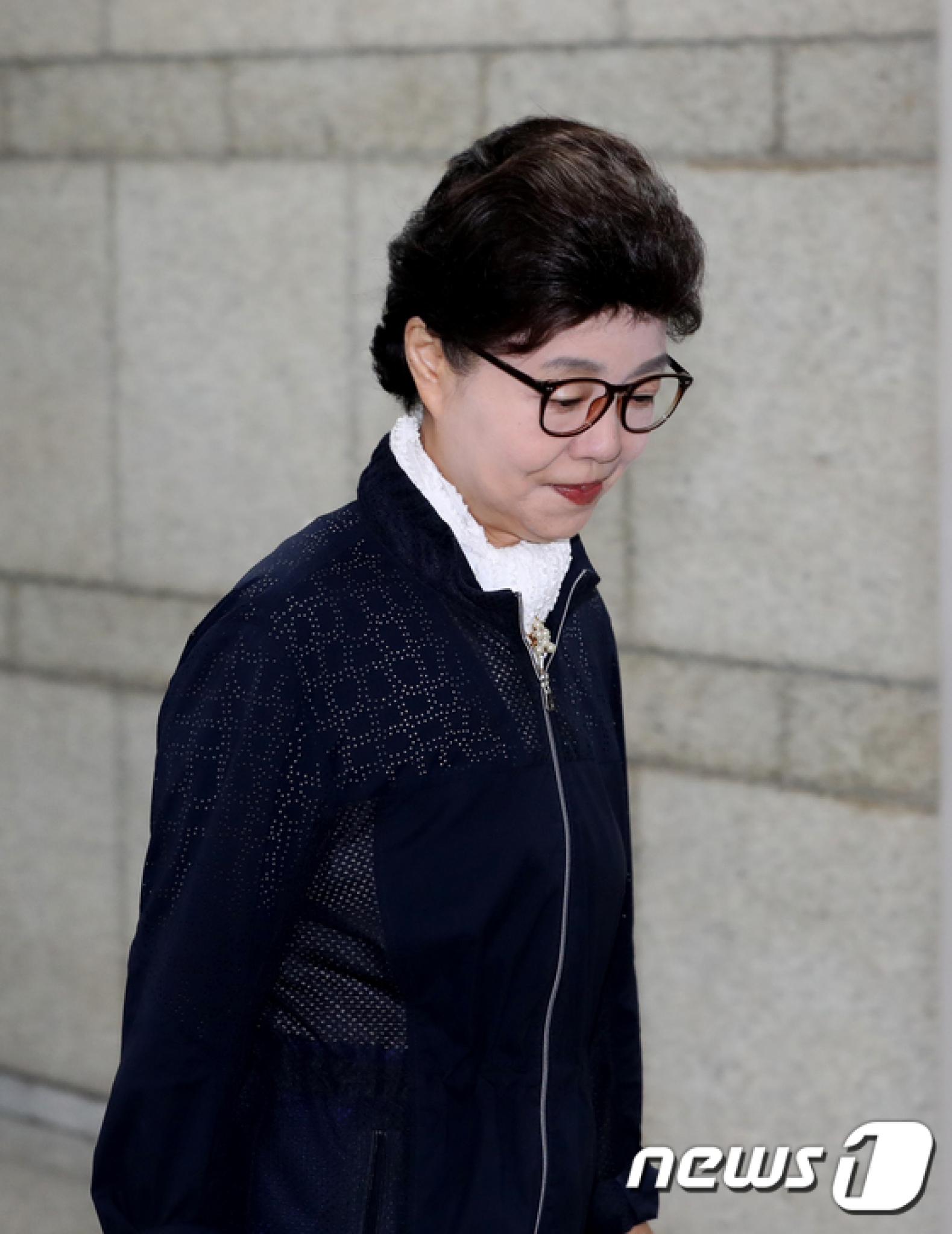 사기혐의로 기소된 박근령 전 육영재단 이사장에게 검찰이 징역 1년을 구형했다. /사진=뉴스1