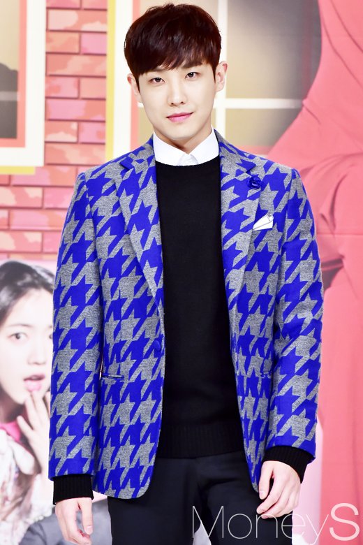이준 입대, 오늘(24일) 현역으로 조용히 입소… 