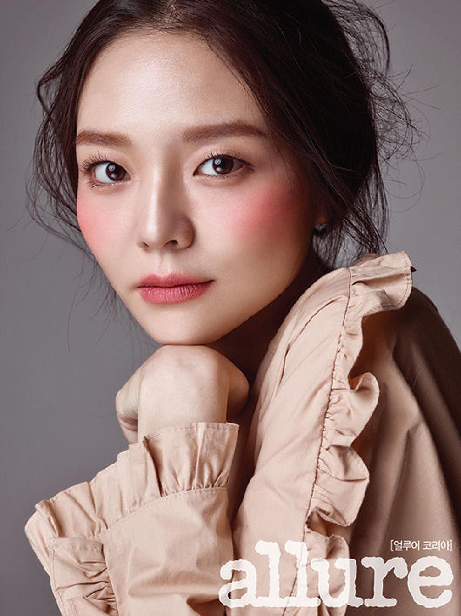 이솜, 가을여인으로 분한 고혹적인 그녀… 