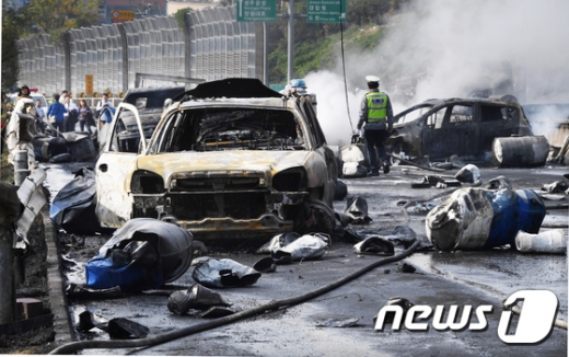 창원터널에서 유류통이 폭발하는 사고가 발생해 3명이 숨졌다. /사진=뉴시스