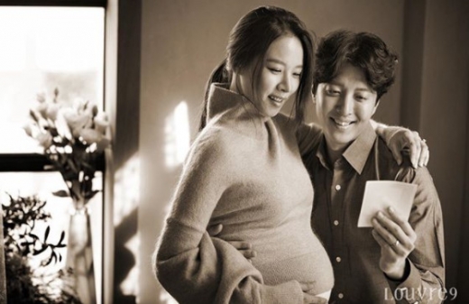 조윤희, 이동건과 출산 앞둔 만삭화보… 