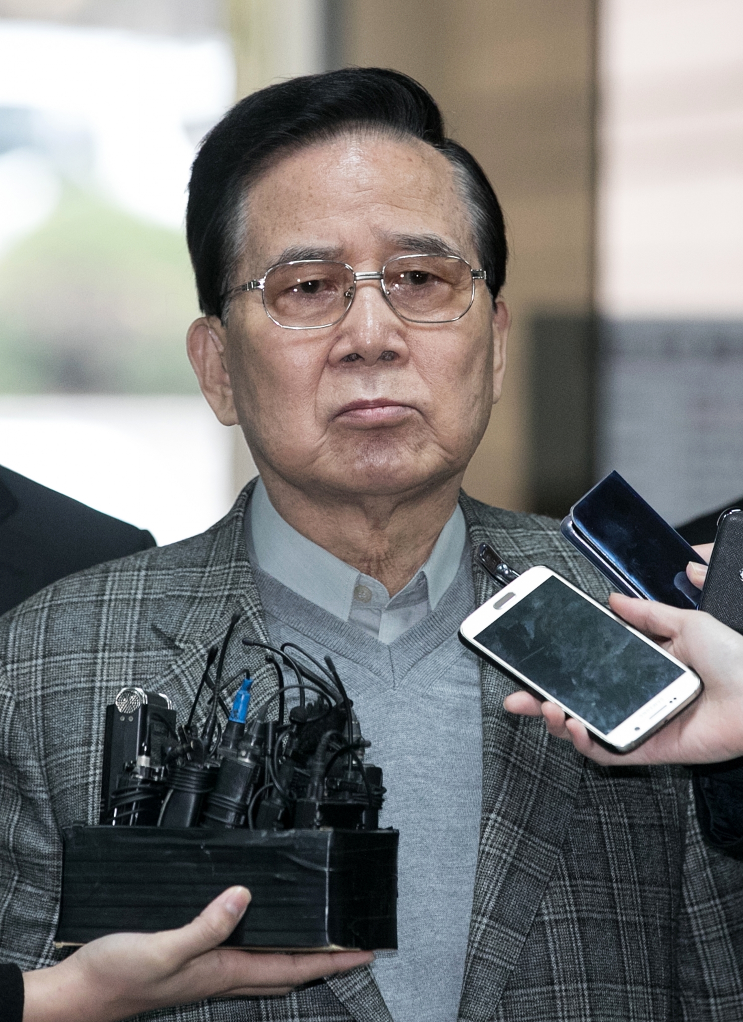 구재태 구속. 구재태 전 대한민국재향경우회 회장이 13일 구속 전 피의자심문(영장실질심사)를 받기 위해 서울 서초구 서울중앙지법으로 출석하고 있다. /사진=뉴스1
