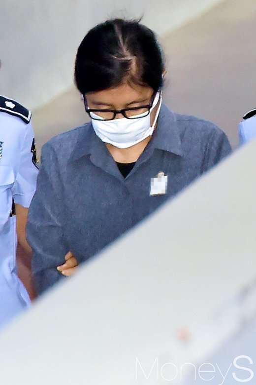 정유라 특혜 최순실 2심도 징역 3년. 최경희 전 총장 징역 2년. 사진은 최순실씨. /사진=임한별 기자