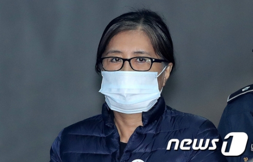 법원, 최순실·안종범 추가 구속영장 발부… "도망할 염려"