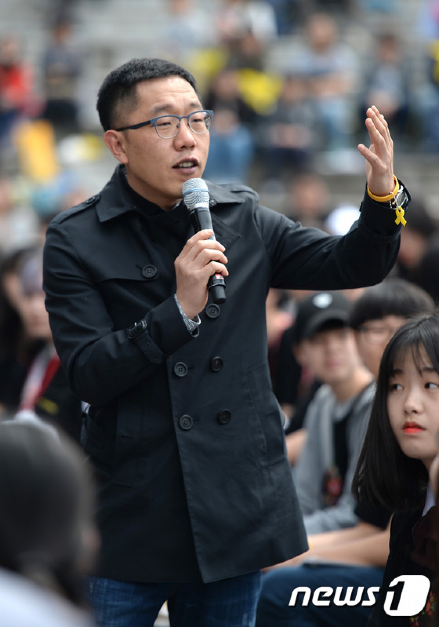 김제동씨 전 소속사에 대한 세무조사 과정에서 조사권이 남용된 의혹이 있다는 국세청 국세행정개혁 TF 조사 결과가 나왔다. /자료사진=뉴스1