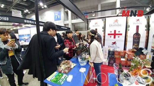 ▲ 월드와인 주류박람회가 일산 킨텍스에서  12월 3일(일)까지 열리고 있다. (사진=강동완 기자) @머니S MNB, 식품 외식 유통 · 프랜차이즈 가맹 & 유망 창업 아이템의 모든 것 