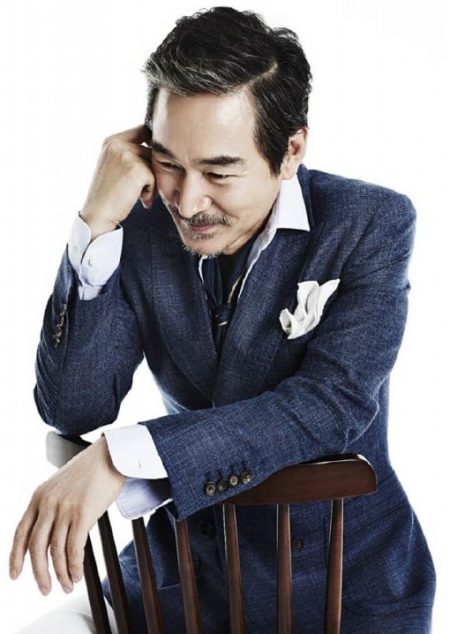 정보석 부상, 야구 경기중 안면 강타… 