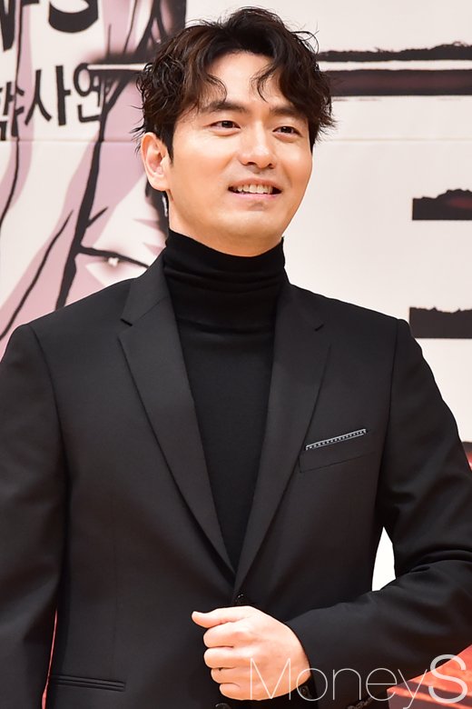 이진욱 성폭행 고소녀. 사진은 배우 이진욱. /자료사진=임한별 기자
