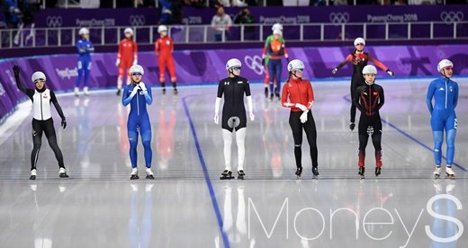 [머니S포토] 매스스타트 준결승, 출발 대기하는 선수들