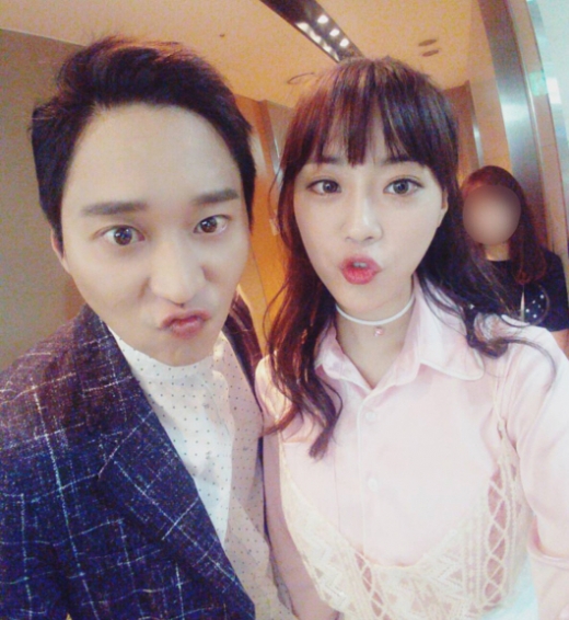 하현우 허영지 열애. /사진=허영지 인스타그램