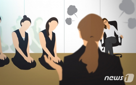 후배들에게 단체기합과 폭언을 일삼은 대학교 응원단 소속 학생들이 무더기로 경찰에 입건됐다. /그래픽=뉴스1 최진모디자이너