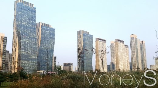 공원과 인접한 인천 송도의 한 아파트 밀집 지역. /사진=김창성 기자