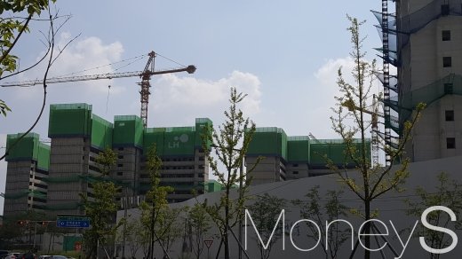 공사 중인 LH 아파트 단지. /사진=김창성 기자