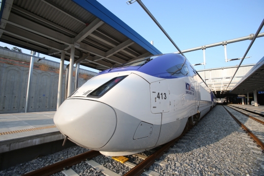 경강선 KTX. /사진=뉴시스 김경목 기자