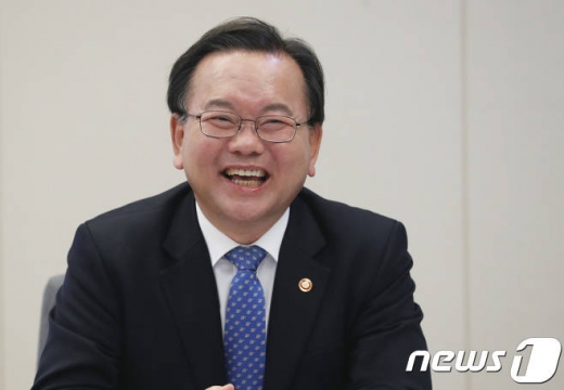 김부겸 행정안전부 장관./사진=뉴스1