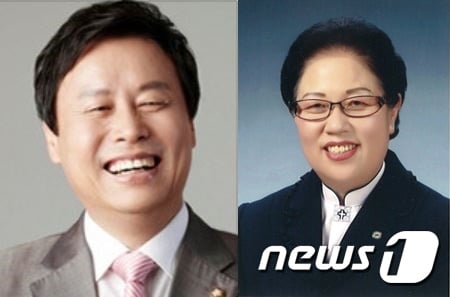 도종환 문화체육관광부 장관(왼쪽)과 도 장관 친여동생을 자처하는 도경자 대한애국당 청주시의원 예비후보. /사진=뉴스1