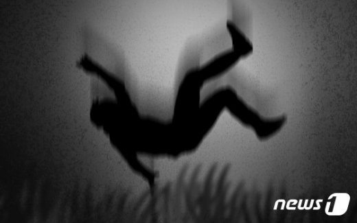 광주 한 아파트에서 추락사한 남성의 신원이 사흘 만에 밝혀졌다. /그래픽=뉴스1
