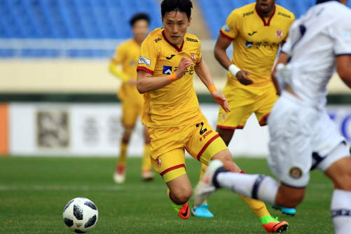 FC, Ƽ  2 