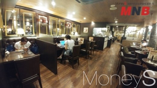 / 일본 오래된 다방의 모습 (사진=강동완 기자) @머니S MNB, 식품 외식 유통 · 프랜차이즈 가맹 & 유망 창업 아이템의 모든 것