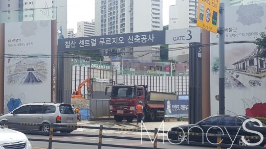 철산 센트럴 푸르지오 건설현장. /사진=김창성 기자