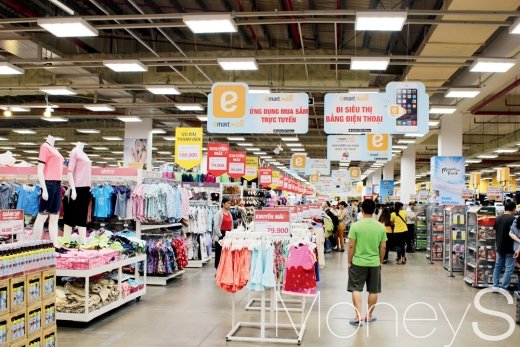 이마트 고밥점 내 의류코너 / 사진=이한듬 기자