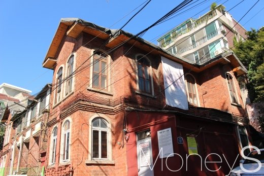 종로구 행촌동 주택가에 숨은 딜쿠샤. /사진=박정웅 기자