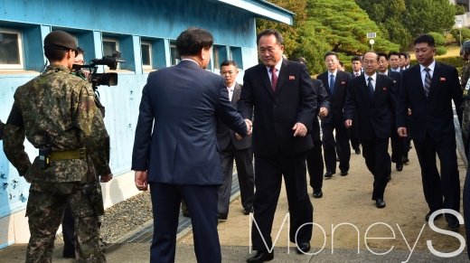 [머니S포토] 5차 남북 고위급회담에 참석한 리선권 위원장