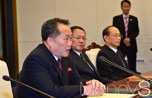 [머니S포토] 남북 고위급회담 마무리 발언하는 리선권 위원장