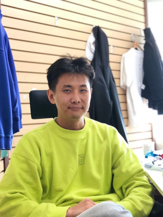 / 스트리트 패션브랜드 ‘그래피커스’ 허웅수 (카페24 제공) @머니S MNB, 식품 외식 유통 · 프랜차이즈 가맹 & 유망 창업 아이템의 모든 것