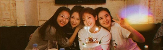 한지민 한효주 이지아 추자현. /사진=한지민 인스타그램