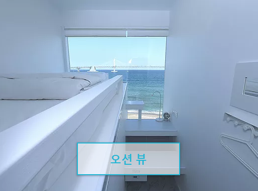 부산 광안리 해수욕장 인근에 위치한 캡슐호텔. /사진=호텔1 홈페이지 캡처