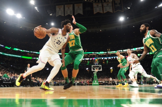 26일 오전(한국시간) 미국 메사추세츠 보스턴 TD가든에서 열린 2018-2019 미국프로농구(NBA) 정규시즌 경기서 보스턴 셀틱스가 연장 접전 끝에 필라델피아 세븐티식서스를 물리쳤다. /사진=로이터