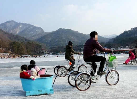 ▲ 제9회 산정호수 썰매축제. /사진제공=포천시