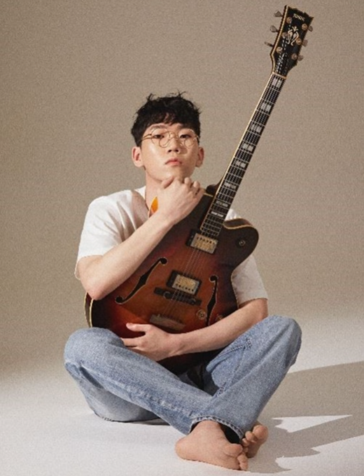 가수 이요한. /사진=해피로봇레코드 제공