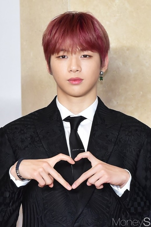 그룹 워너원 출신 강다니엘이 지난 2일 개인 인스타그램 계정을 개설하고 팬들과 소통을 시작했다. /사진=임한별 기자