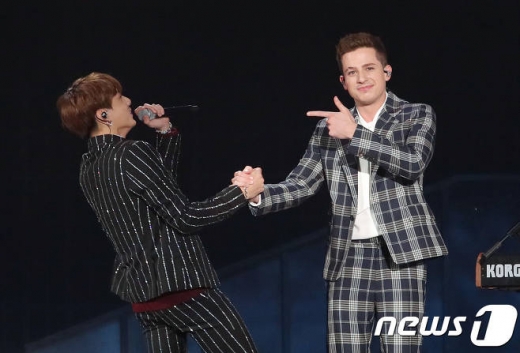방탄소년단(BTS) 정국과 찰리 푸스(Charlie Phuth)가 지난해 11월6일 인천 남동 체육관에서 열린 ‘2018 MGA(MBC플러스X지니뮤직 어워드)’에 참석해 화려한 합동 공연을 선보였다. /사진=뉴스1