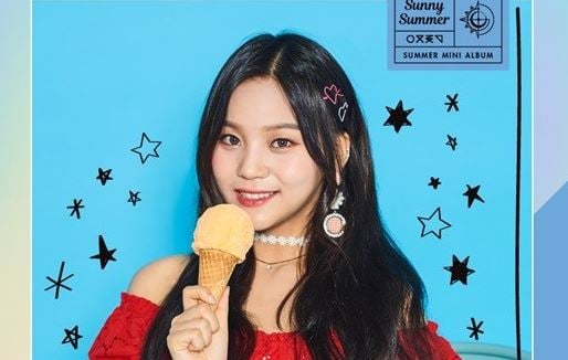 여자친구 엄지. /사진=쏘스뮤직