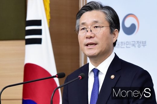 성윤모 산업통상자원부 장관. /사진=임한별 기자