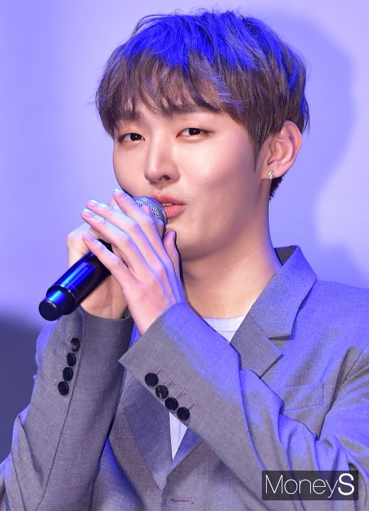 [머니S포토] 윤지성 